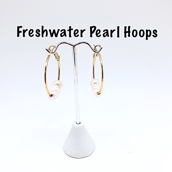 White Freshwater Pearl Gold Hoops 35mm, 1 1/4”, Ships in Gift Box, NWT - Picture 3 of 8